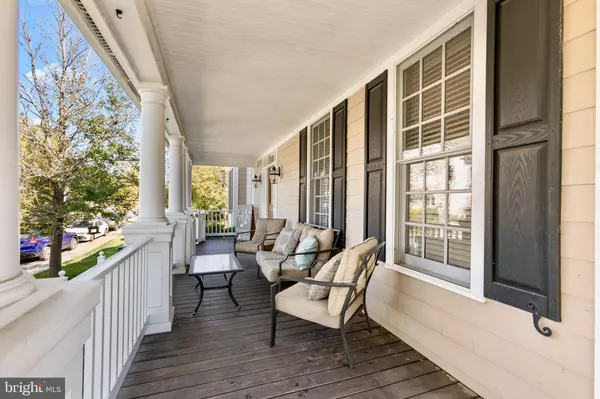 Purcellville, VA 20132,708 IRVINE BANK LN