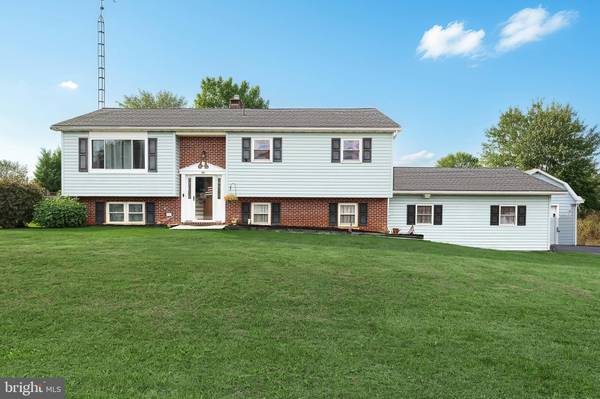 131 GROFT DR,  New Oxford,  PA 17350