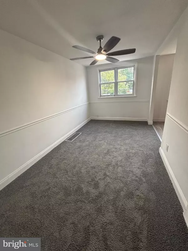 Upper Darby, PA 19082,2287 S HARWOOD AVE