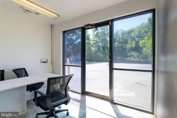 Manassas Park, VA 20111,9208 VENTURE CT #C7