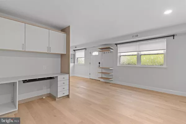 Philadelphia, PA 19116,600 EDISON AVE #606