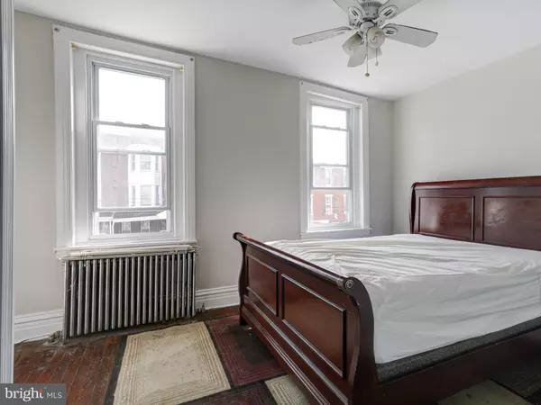 Philadelphia, PA 19131,5215 MASTER ST