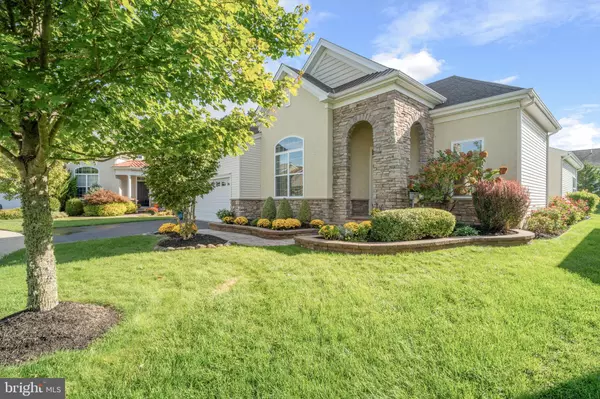 10 CHAPEL HILL CT, Barnegat, NJ 08005