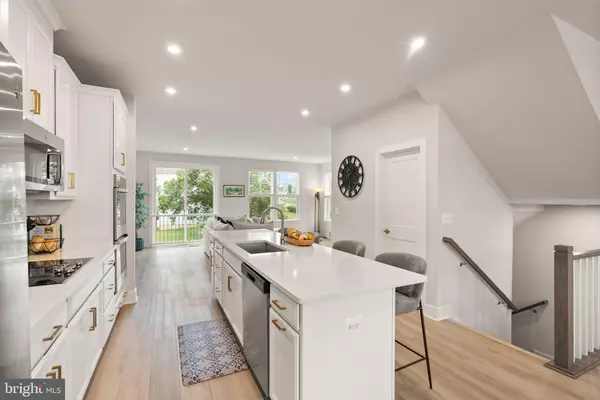 Manassas, VA 20112,10549 WATERBURY WOODS WAY