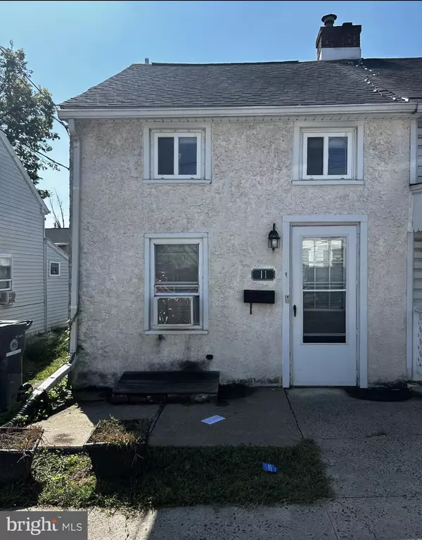 11 WALNUT ST, Phoenixville, PA 19460