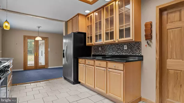 Hatboro, PA 19040,69 CROOKED BILLET RD