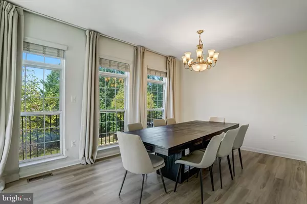 Alexandria, VA 22309,8535 WYNGATE MANOR CT