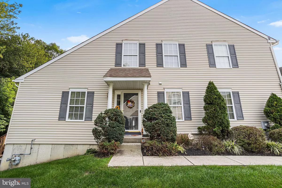 Blackwood, NJ 08012,233 HIDDEN DR