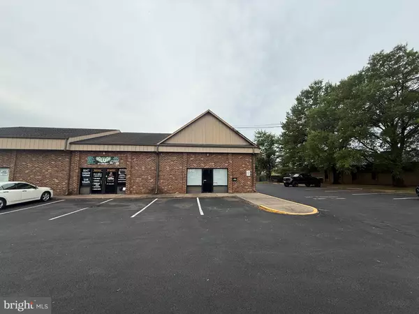 Manassas, VA 20110,8649 PHOENIX DR