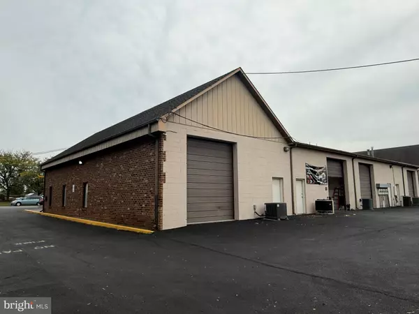 Manassas, VA 20110,8649 PHOENIX DR