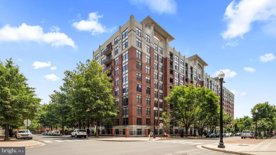 1021 N GARFIELD ST #209, Arlington, VA 22201