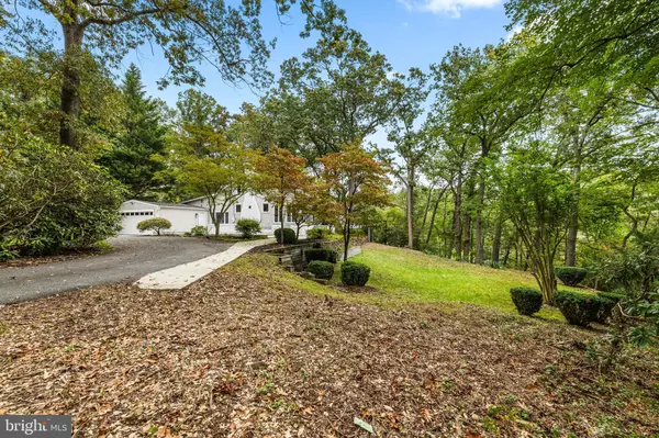 Severna Park, MD 21146,616 LAKELAND RD S