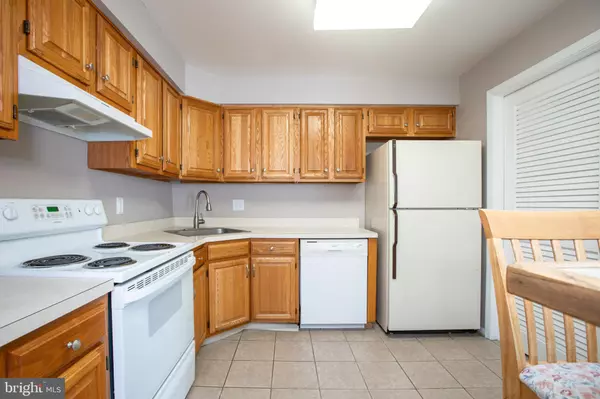 Sewell, NJ 08080,19 CANTERBURY CT