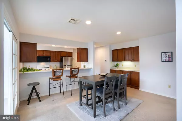 State College, PA 16801,106 WELLINGTON DR