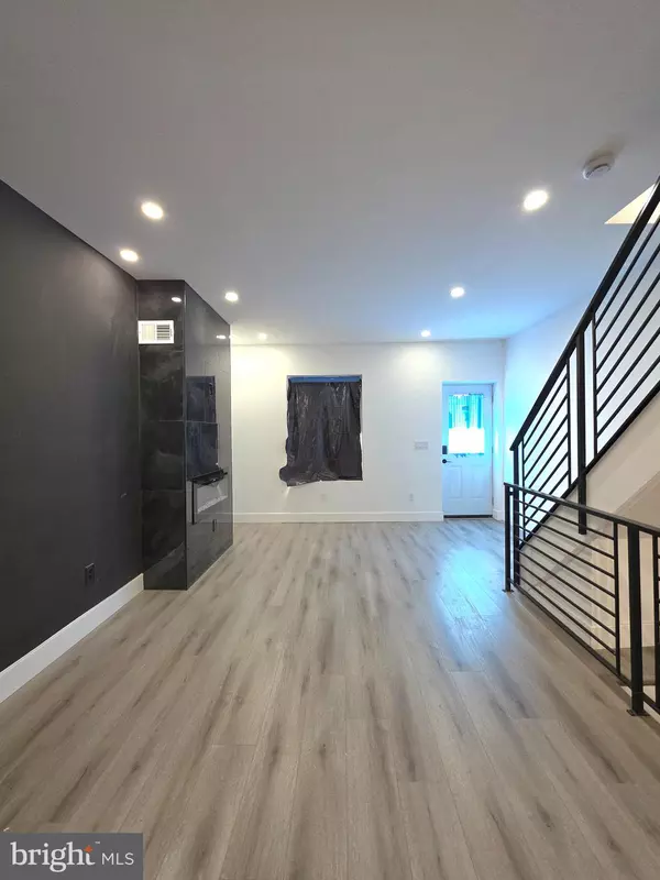 Philadelphia, PA 19143,5349 DELANCEY ST