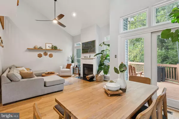 Annapolis, MD 21403,944 YACHTSMAN WAY