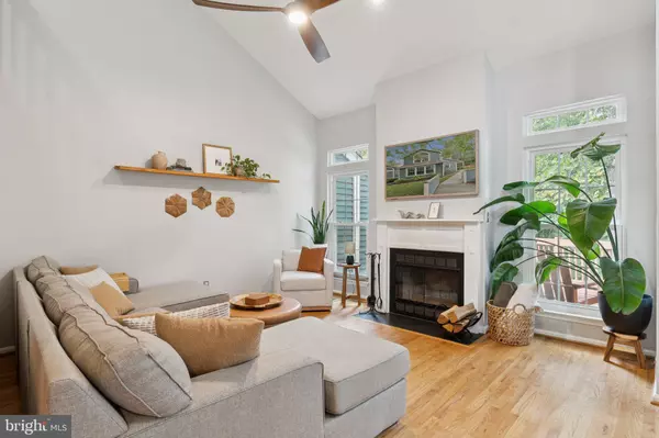 Annapolis, MD 21403,944 YACHTSMAN WAY