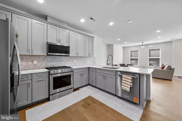 Princeton Junction, NJ 08550,1216 PARKER BLVD