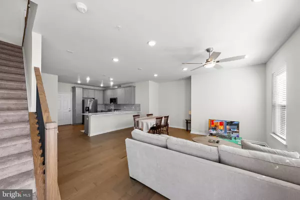 Princeton Junction, NJ 08550,1216 PARKER BLVD