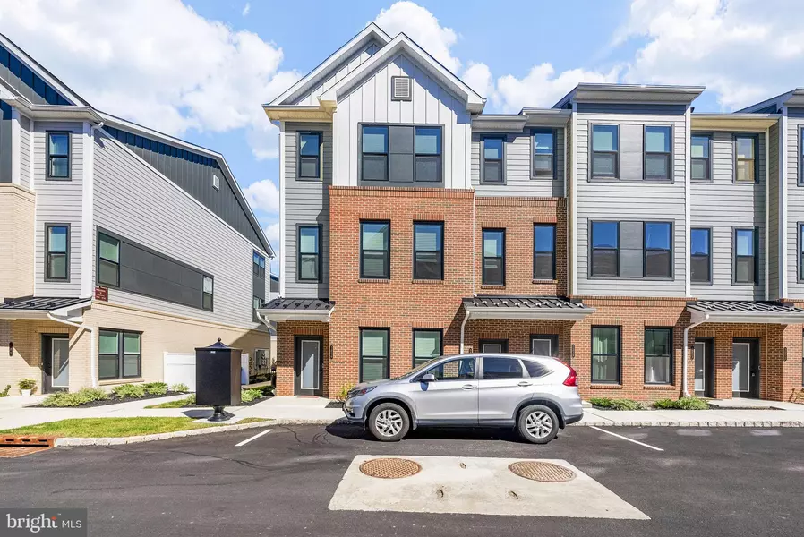 1216 PARKER BLVD, Princeton Junction, NJ 08550