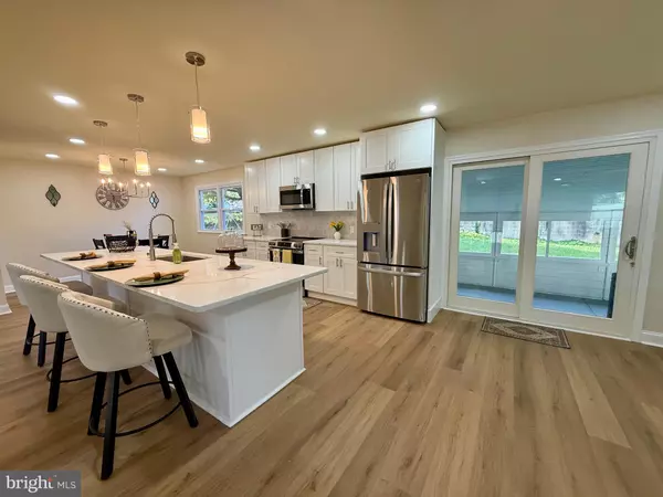 Newark, DE 19711,4 HARKNESS CT