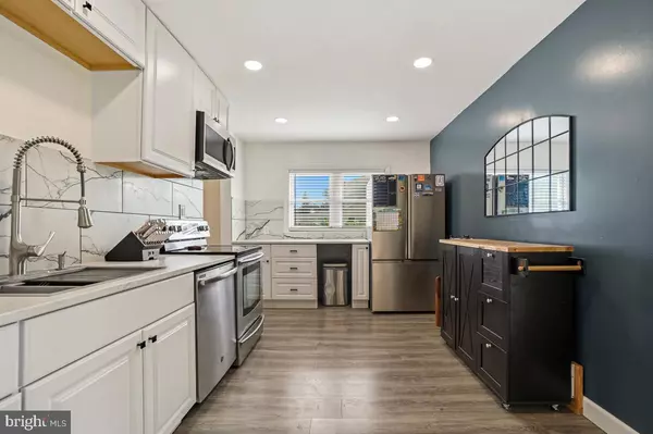 32 1ST AVE, Glen Burnie, MD 21060