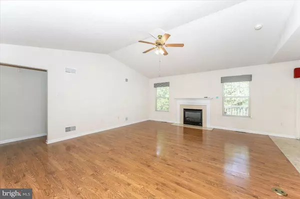 Hanover, PA 17331,2 ASTORIA DR