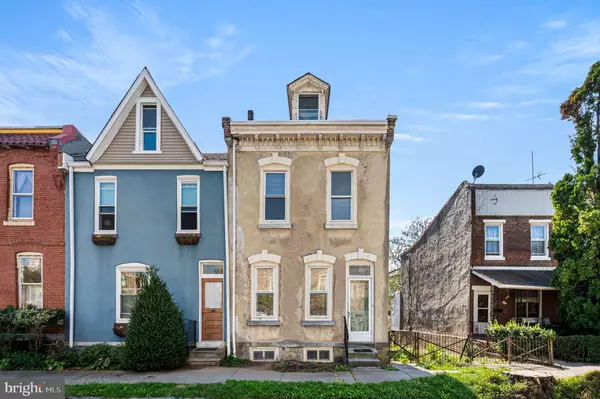 174-76 LAURISTON ST, Philadelphia, PA 19128