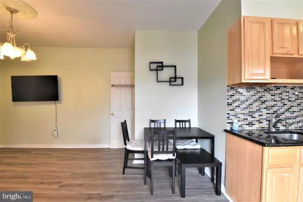 Philadelphia, PA 19107,1224 SUMMER ST #1