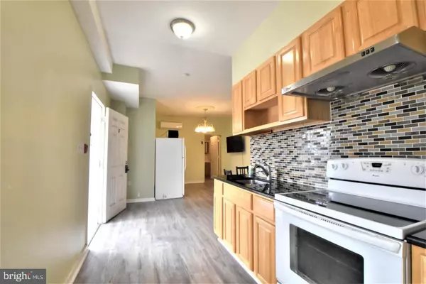 Philadelphia, PA 19107,1224 SUMMER ST #1