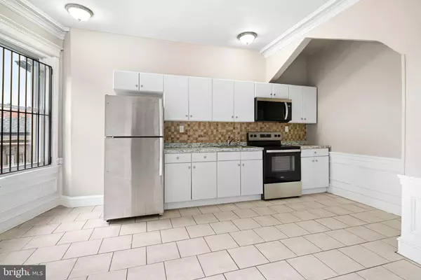 Philadelphia, PA 19141,6003 N 11TH ST