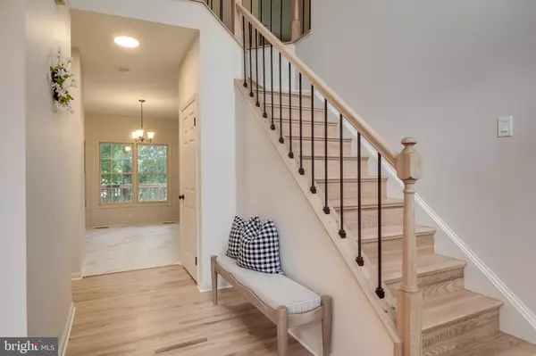 Fairfax Station, VA 22039,8004 CHIPPENHAM CT