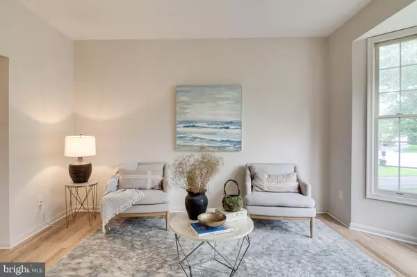 Fairfax Station, VA 22039,8004 CHIPPENHAM CT