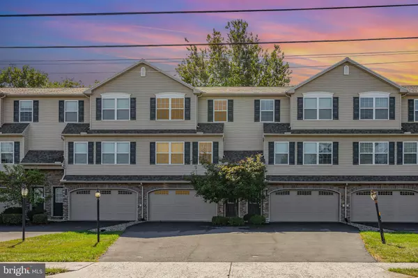 Mechanicsburg, PA 17055,134 OLD SCHOOLHOUSE LANE