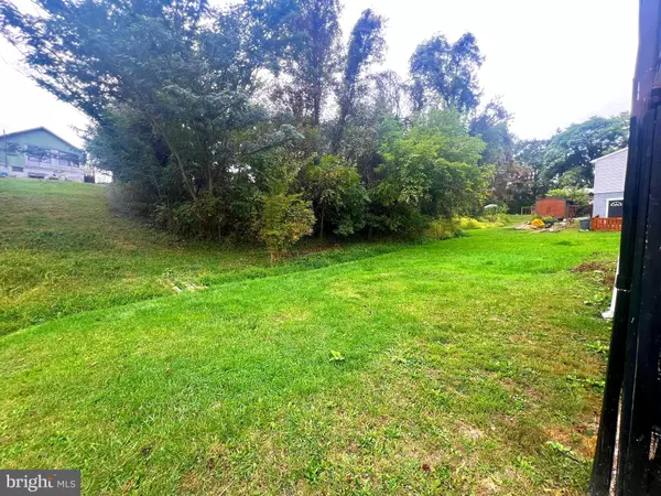 Keyser, WV 26726,323 RICHMOND ST