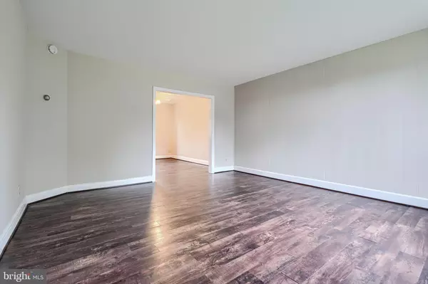 1710 WHITE OAK, Parkville, MD 21234