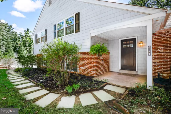 621 BERRY LN,  Media,  PA 19063