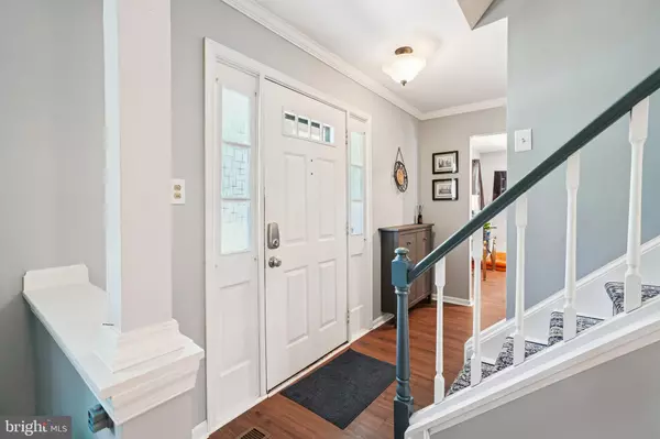 Woodbridge, VA 22191,16022 MACEDONIA DR