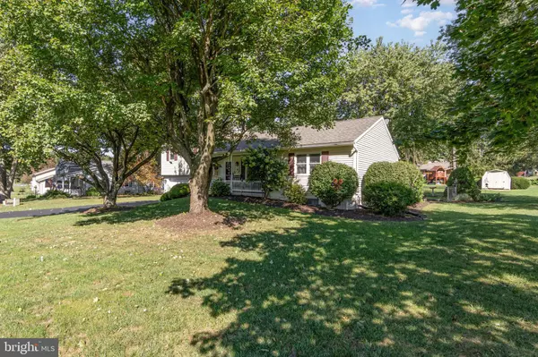 Mount Joy, PA 17552,521 BERNHARD AVE