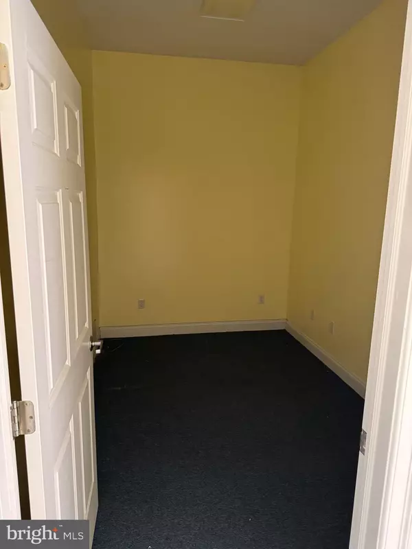 Hamilton, NJ 08619,1 NAMI LA #6