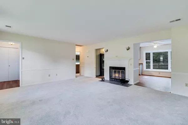 La Plata, MD 20646,1319 REDWOOD CIR