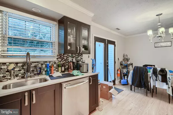 Capitol Heights, MD 20743,7337 SHADY GLEN TER