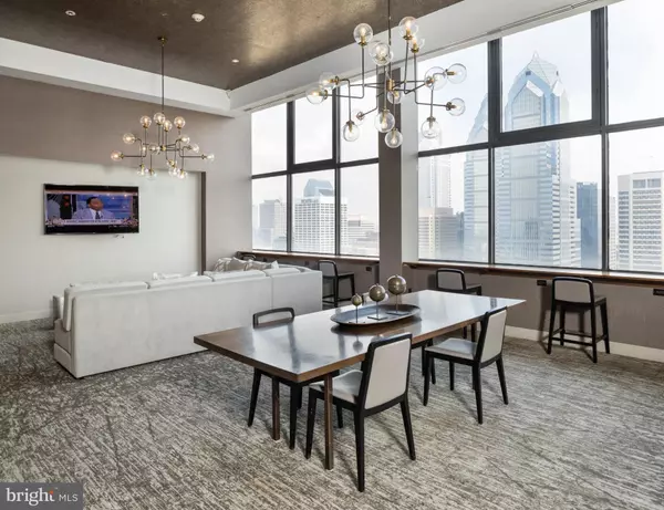 Philadelphia, PA 19102,1500 LOCUST ST #2B-2708