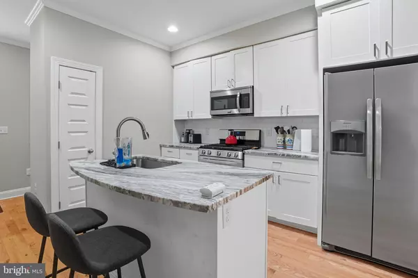 Baltimore, MD 21224,143 N KENWOOD AVE