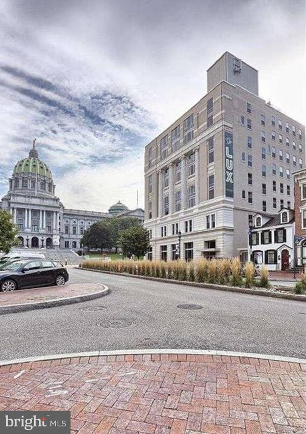Harrisburg, PA 17101,231 STATE ST #802