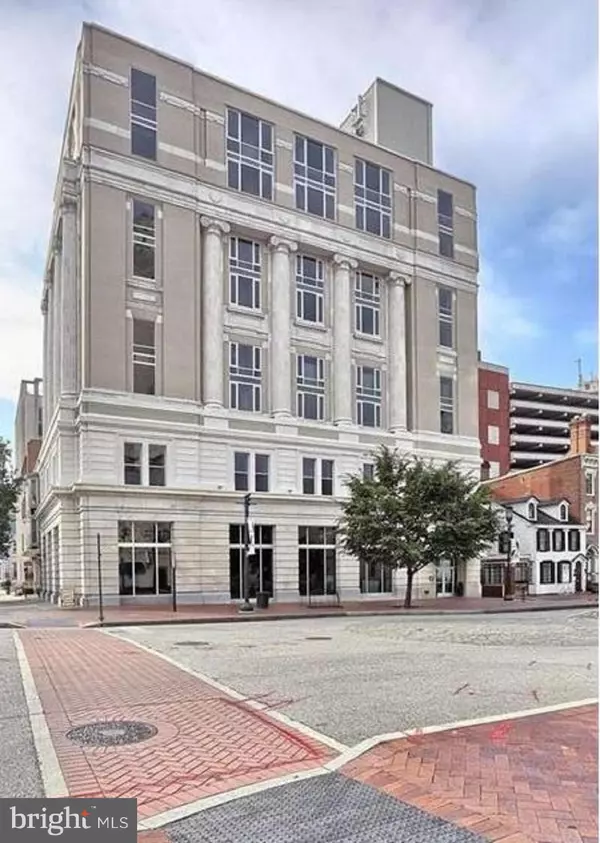 Harrisburg, PA 17101,231 STATE ST #802