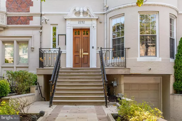 Washington, DC 20008,2232 MASSACHUSETTS AVE NW