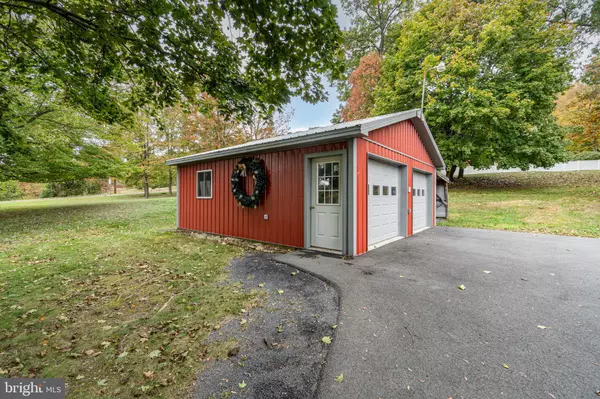 Lewistown, PA 17044,685 DRY VALLEY RD