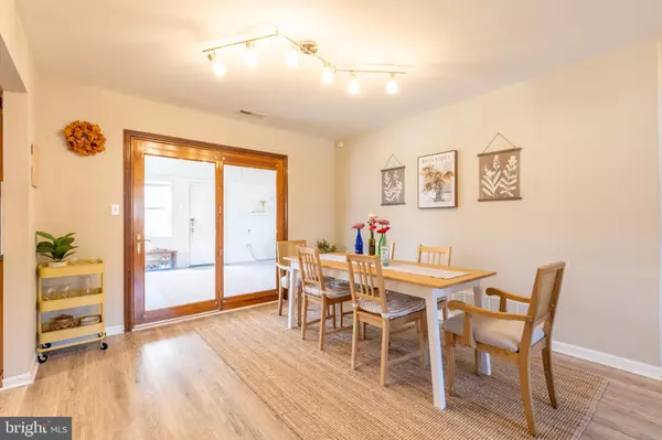 Bear, DE 19701,4 REYBURN CT