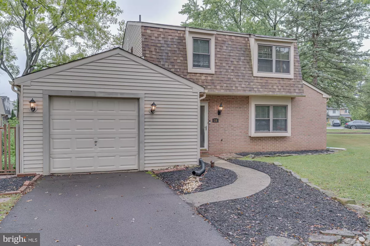Newtown, PA 18940,14 PINETREE CT